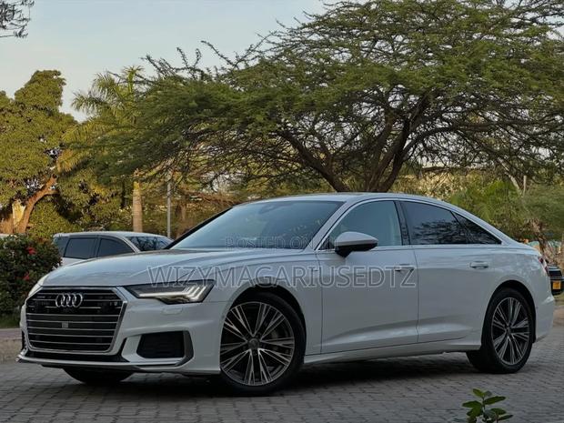 Audi A6 2020 Off white