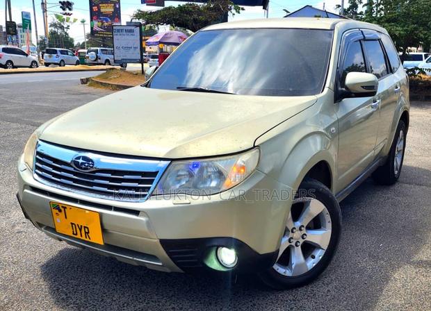 Subaru Forester 2008 Gold