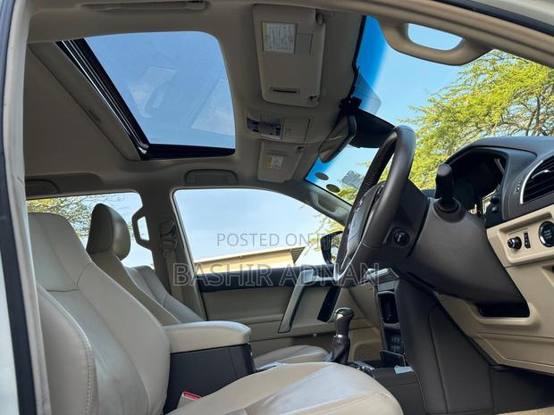 Toyota Land Cruiser Prado 2023 White