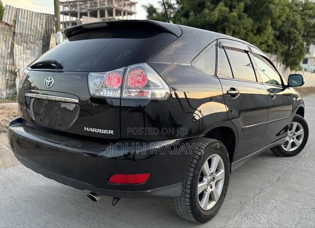 Toyota Harrier 2006 Black