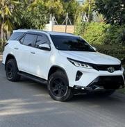 Toyota Fortuner 2023 White for sale