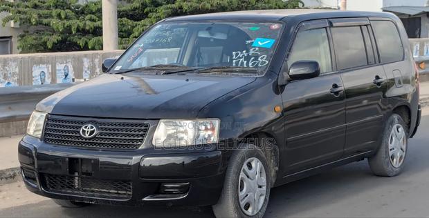 Toyota Succeed 2012 Black