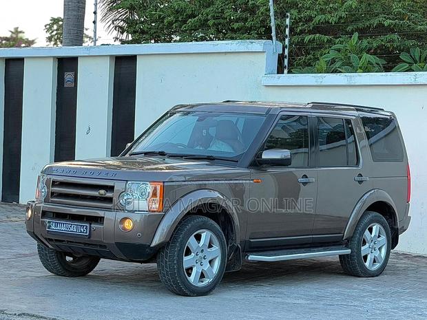 Land Rover Discovery 2010 Gray