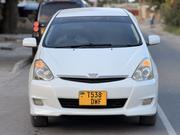 Toyota Wish 2004 White for sale