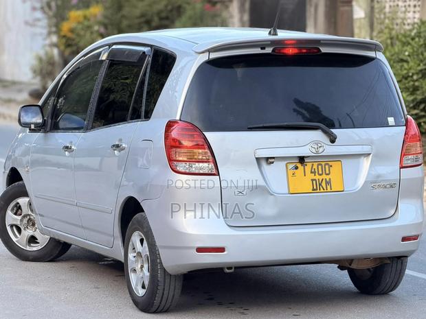 Toyota Corolla Spacio 2005 Silver