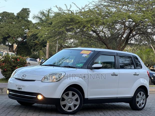 Mazda Verisa 2007 White