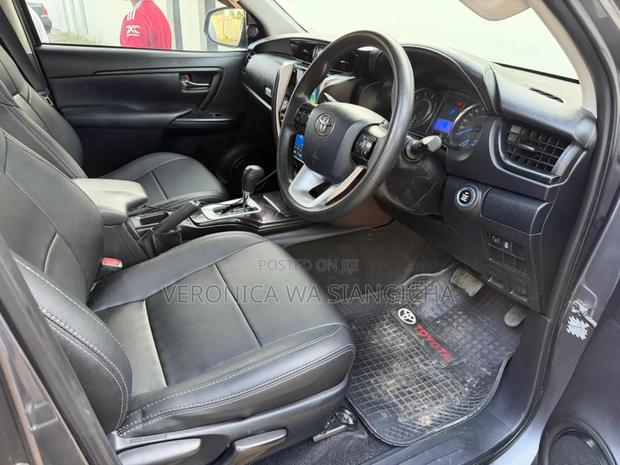 Toyota Fortuner 2018 Gray