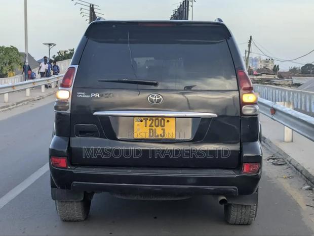 Toyota Land Cruiser Prado 4.0 Petrol TX 2007 Black