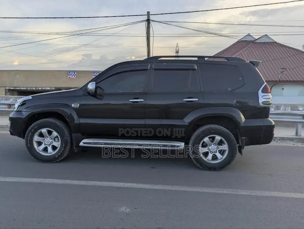Toyota Land Cruiser Prado 4.0 Petrol TX 2007 Black