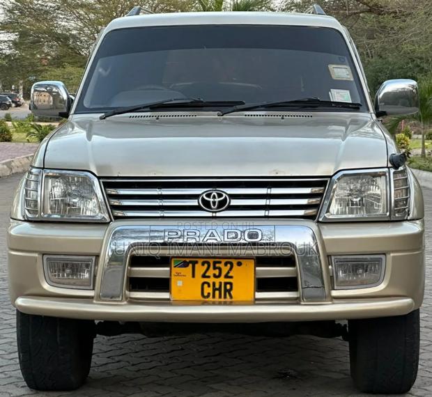 Toyota Land Cruiser Prado 2001 Gold