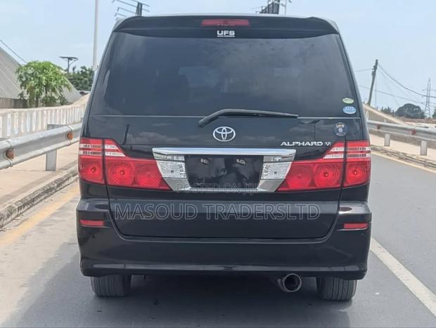 Toyota Alphard 2.4 Petrol AWD 2006 Black