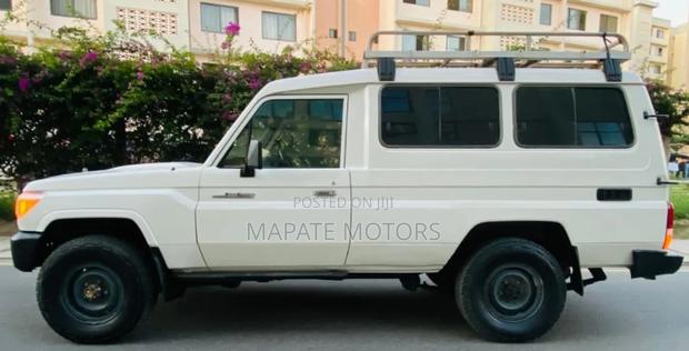 Toyota Land Cruiser 100 4.2 2008 White