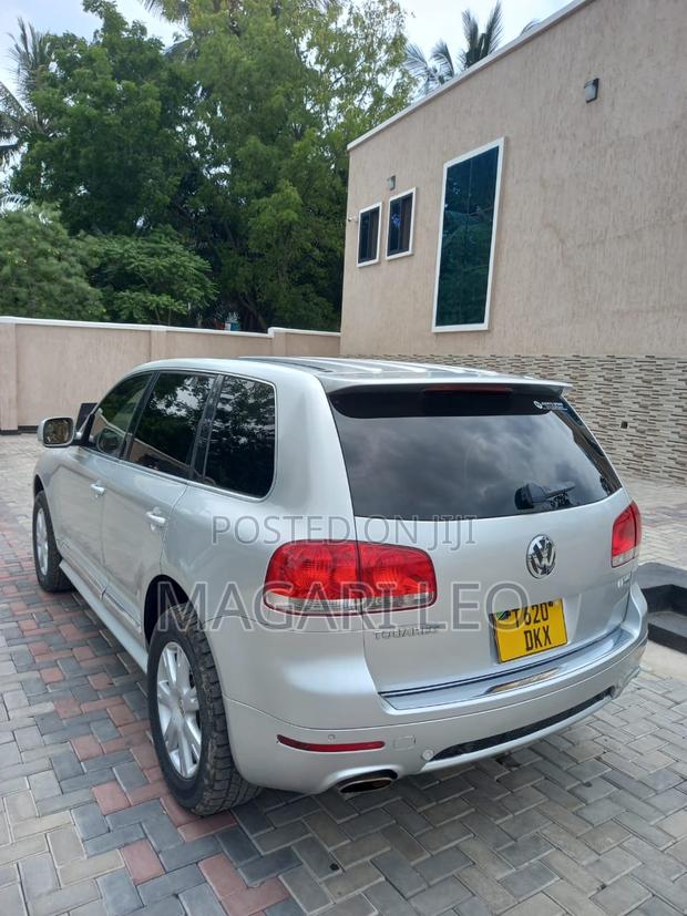 Volkswagen Touareg 2007 Silver