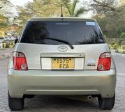 Toyota IST 2005 Gold for sale