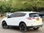Toyota RAV4 2016 White for sale