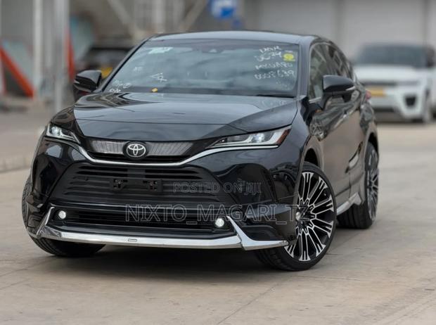Toyota Harrier 2021 Black