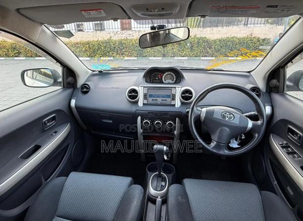 Toyota IST 2006 White
