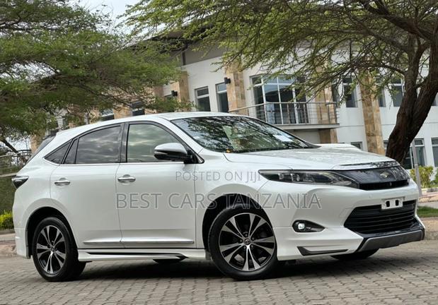Toyota Harrier 2015 White