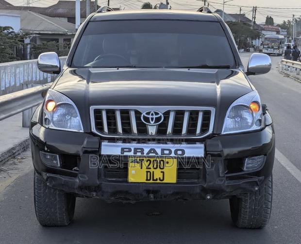 Toyota Land Cruiser Prado 2006 Black