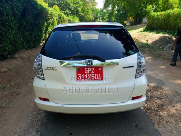 Honda Fit 2012 White