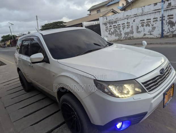Subaru Forester 2.0D X 2009 White
