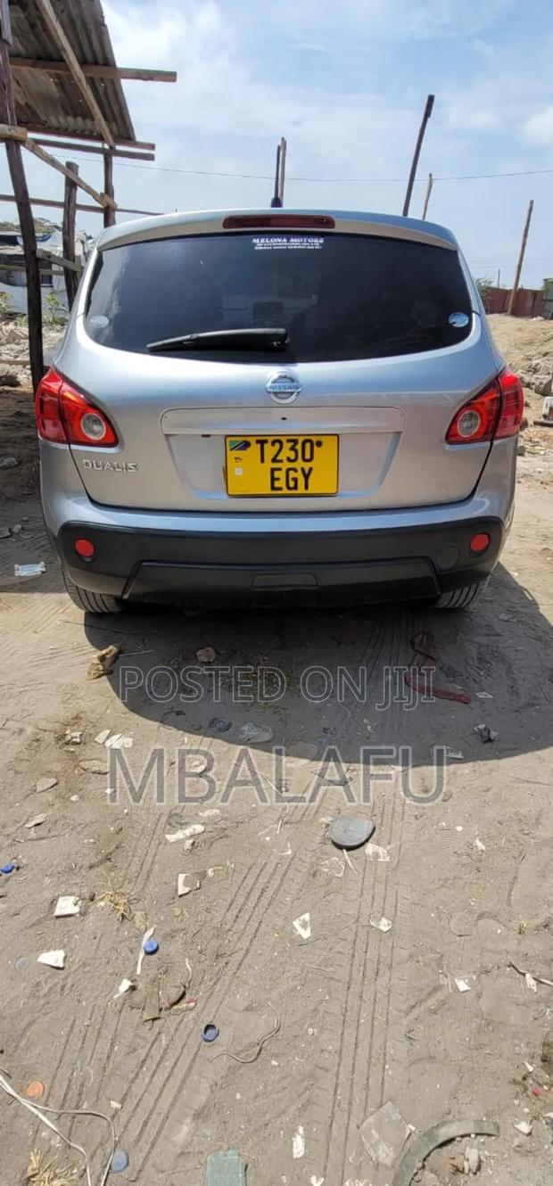 Nissan Dualis 2010 Silver