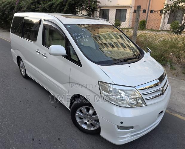 Toyota Alphard 2.4 Petrol FWD 2005 White