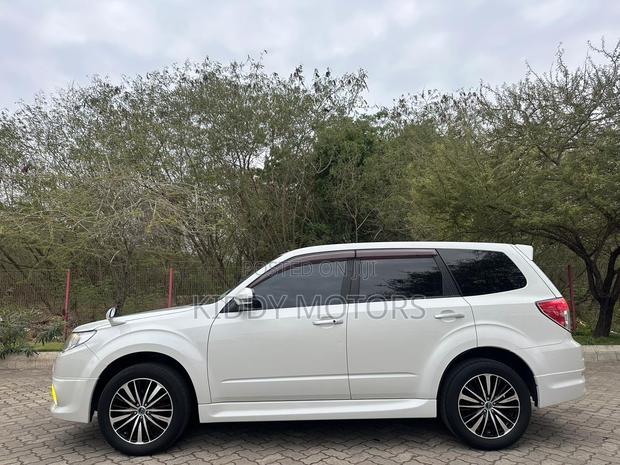 Subaru Forester 2011 White