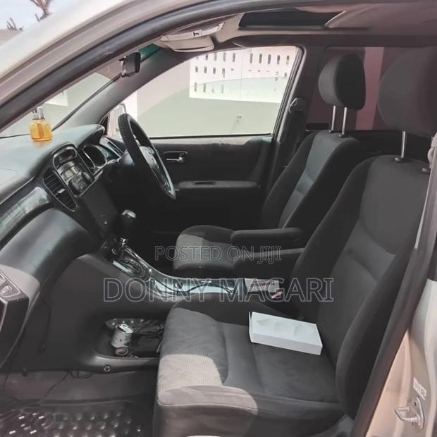 Toyota Kluger 2005 Silver