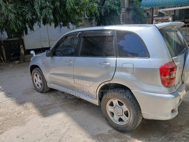 Toyota RAV4 2004 Silver