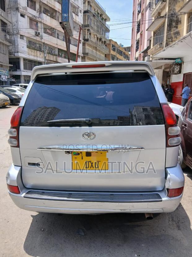 Toyota Land Cruiser Prado 2007 Silver