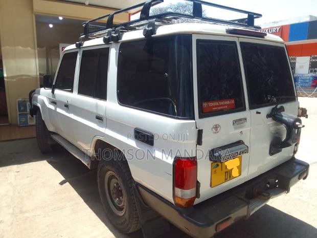 Toyota Land Cruiser 2020 Off white