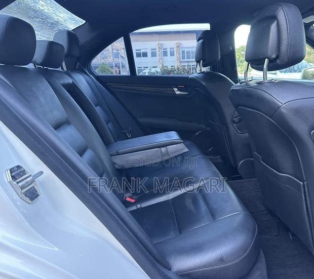 Mercedes-Benz C200 2010 White