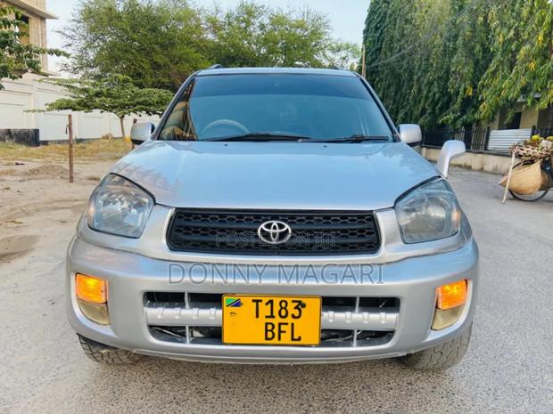 Toyota RAV4 1.8 2004 Silver