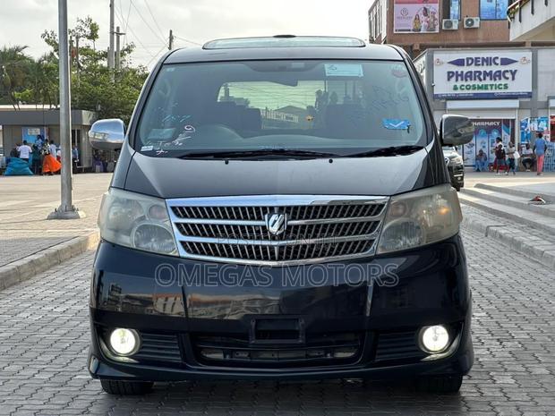 Toyota Alphard 2.4 Hybrid AWD 2002 Black