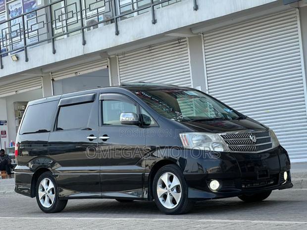 Toyota Alphard 2.4 Hybrid AWD 2002 Black