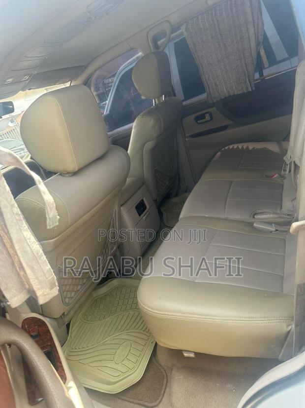 Toyota Land Cruiser 100 4.2 TD Executive 2004 White