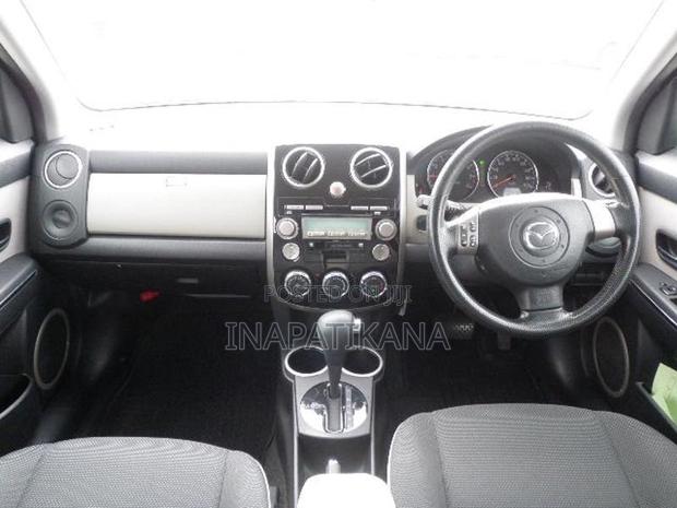 Mazda Verisa 2007 White
