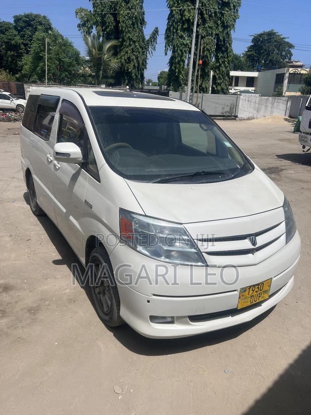 Toyota Alphard 2005 Pearl