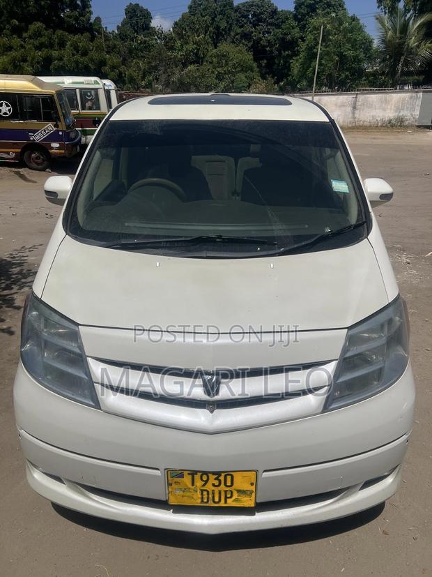 Toyota Alphard 2005 Pearl