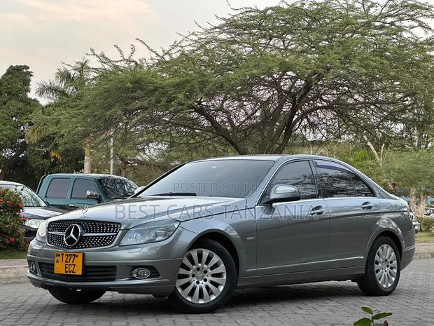 Mercedes-Benz C-Class 2007 Gray