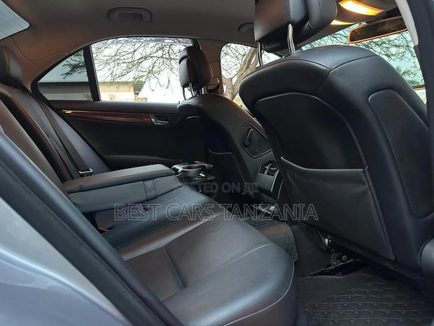 Mercedes-Benz C-Class 2007 Gray