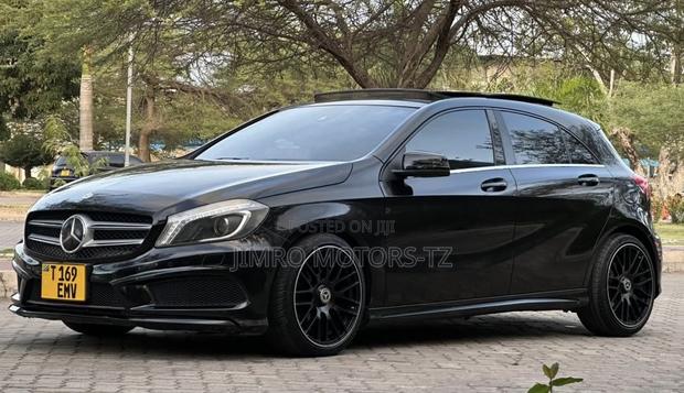 Mercedes-Benz A-Class 2015 Black