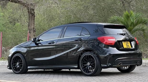Mercedes-Benz A-Class 2015 Black