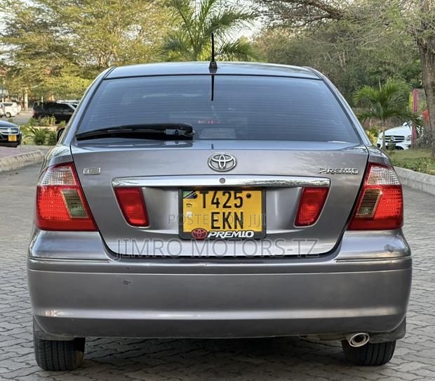Toyota Premio 2004 Silver