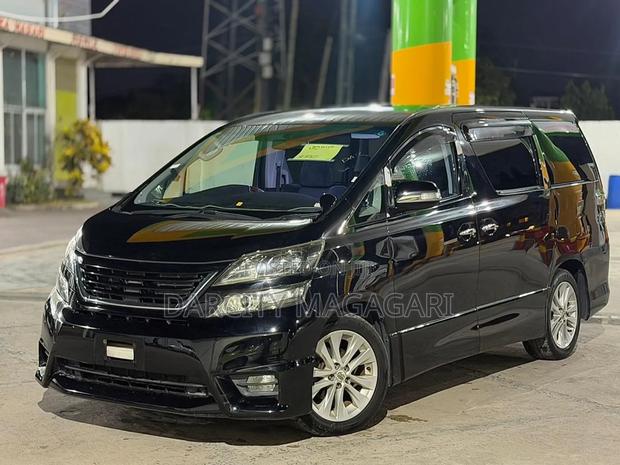 Toyota Vellfire 2010 Black