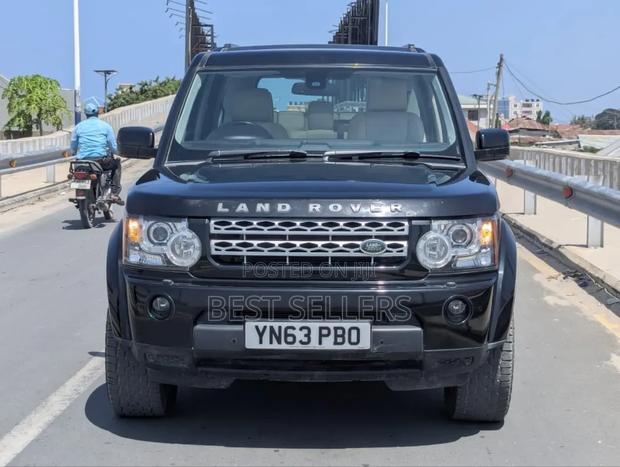 Land Rover Discovery 2013 Black