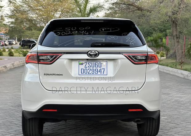 Toyota Harrier 2016 White