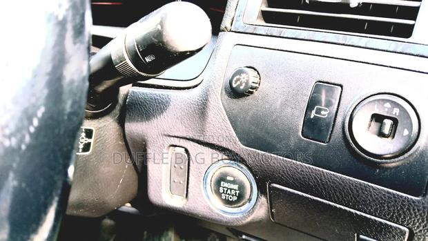 Toyota Crown 2006 Silver