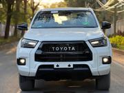 Toyota Hilux 2023 White for sale